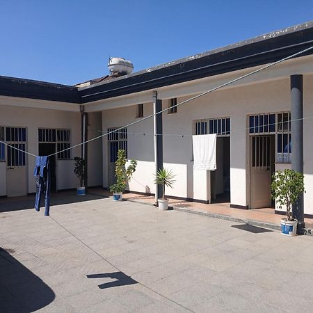 Addis Guest House Экстерьер фото